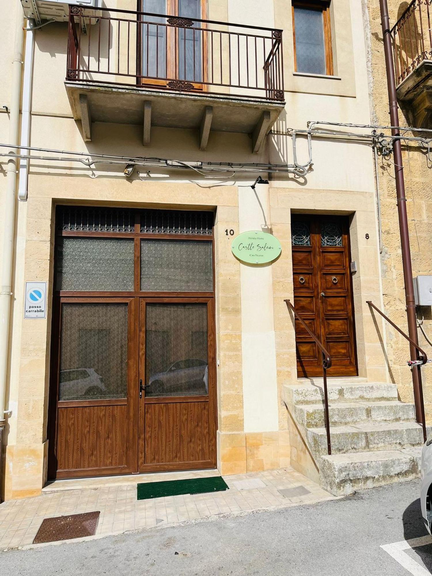 Holiday Home Castle Salemi - Casa Vacanze エクステリア 写真