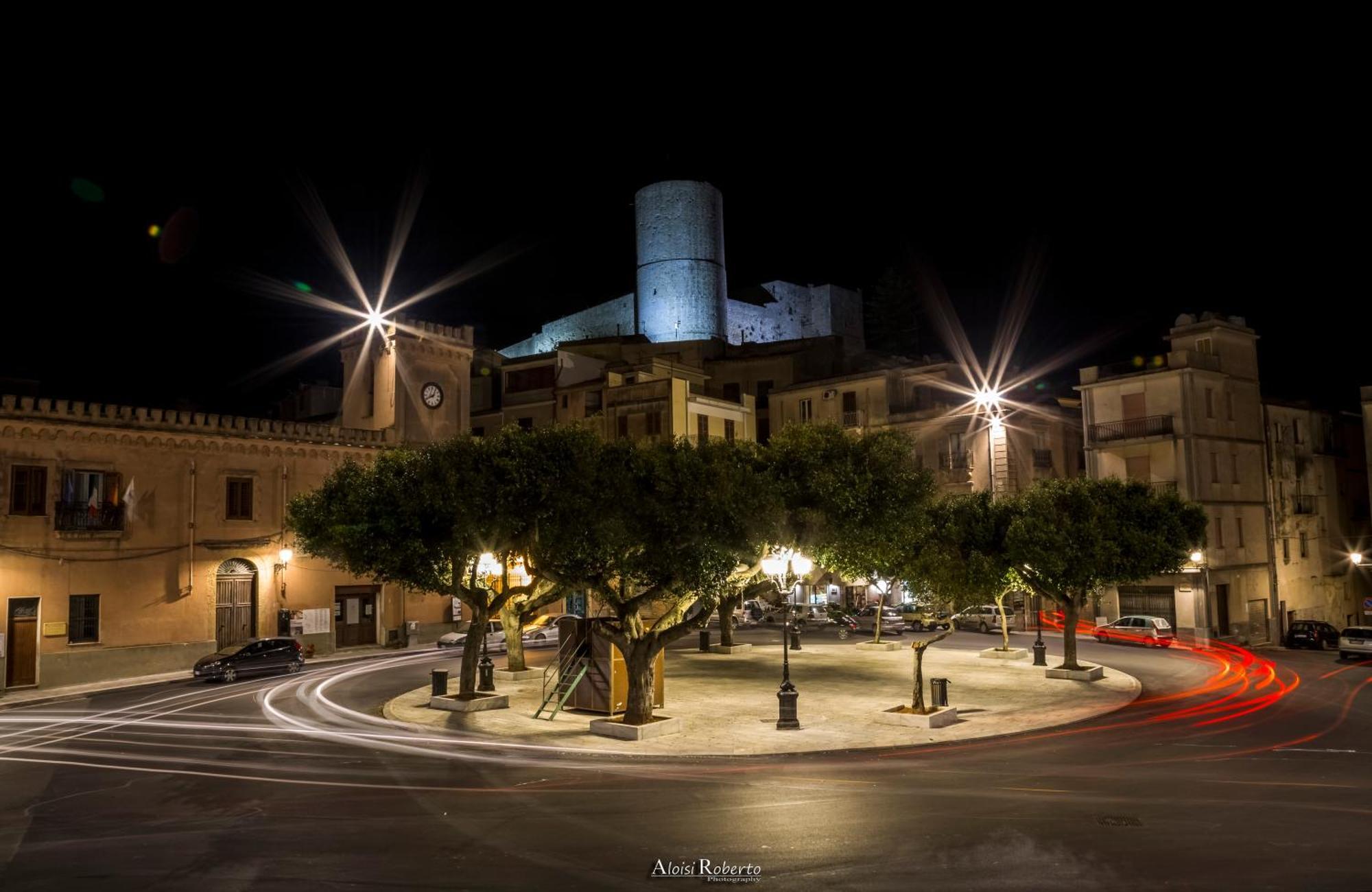 Holiday Home Castle Salemi - Casa Vacanze エクステリア 写真